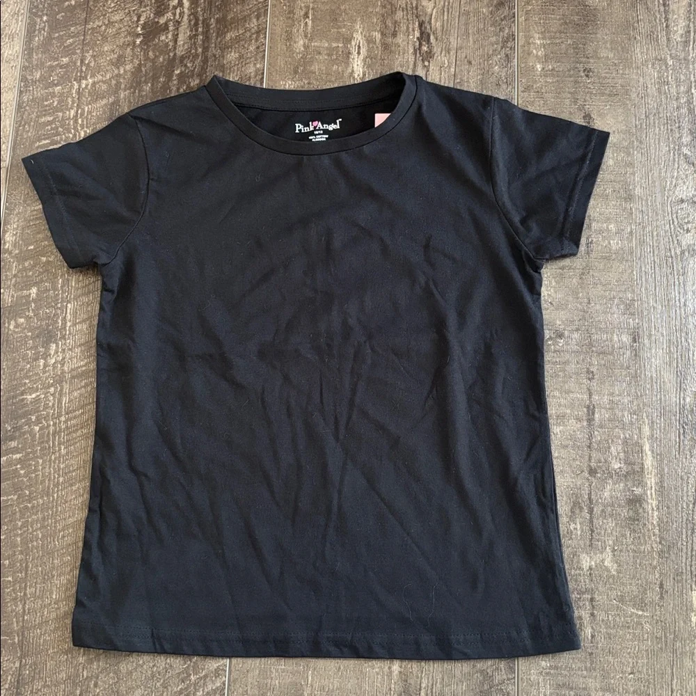 2 Short Sleeve Tees Black & White size 10/12 NWT +  2 pairs of shorts 10/12